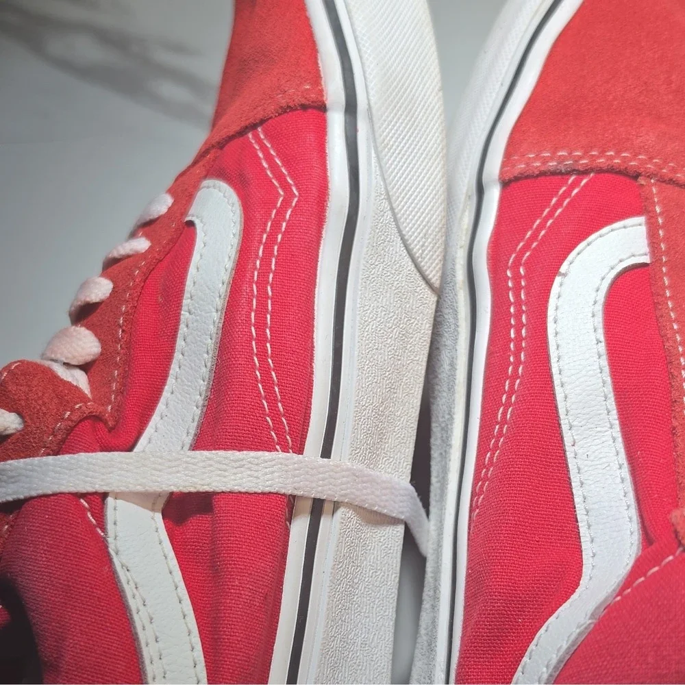 VANS Old Skool Red/White Canvas Low Top Lace Up Women's Casual Sneakers